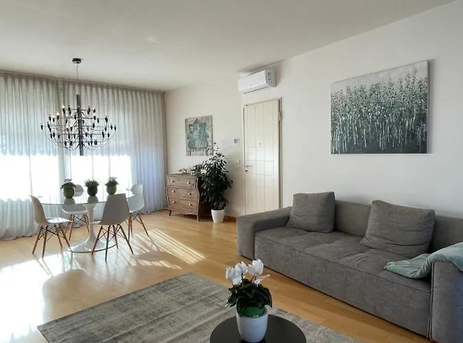 Cima Mandria Hotel *